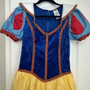 Snow White Women’s Costume